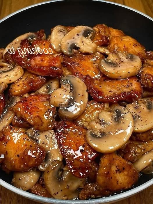 Black Pepper Chicken with Mushrooms