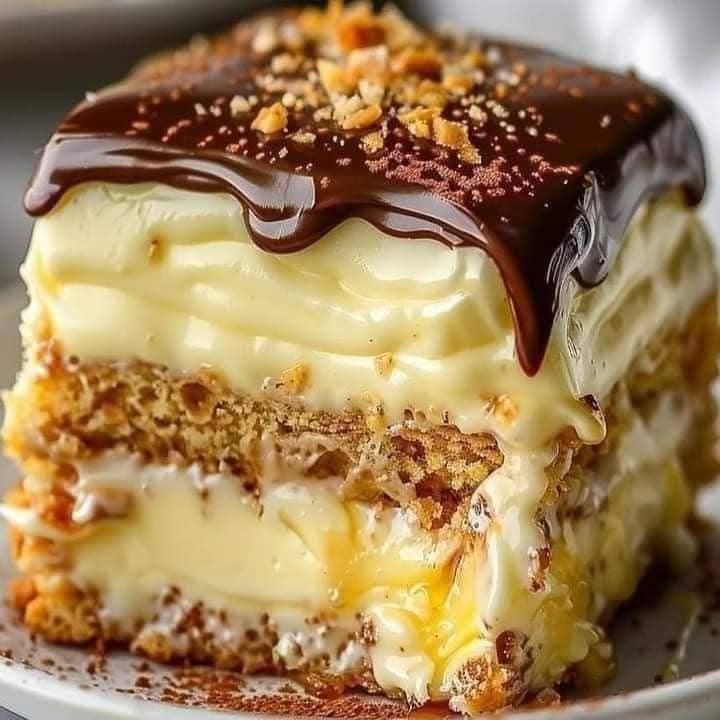 No-Bake Chocolate Eclair Cake: The Effortless Dessert Everyone Will Crave