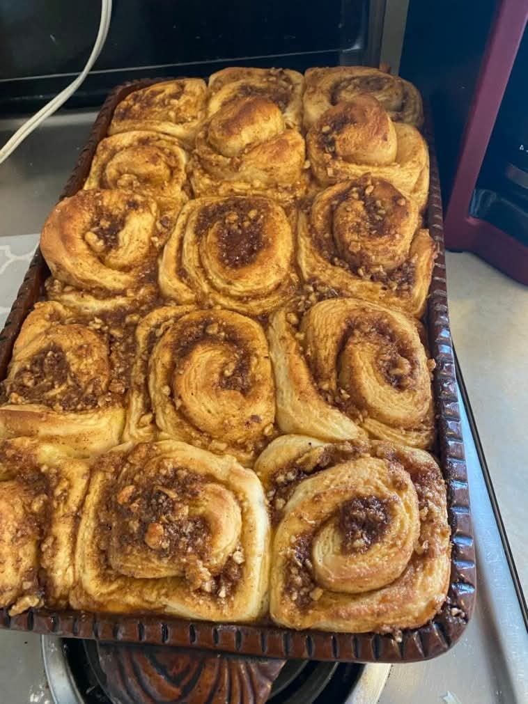 Caramel Apple Cinnamon Rolls