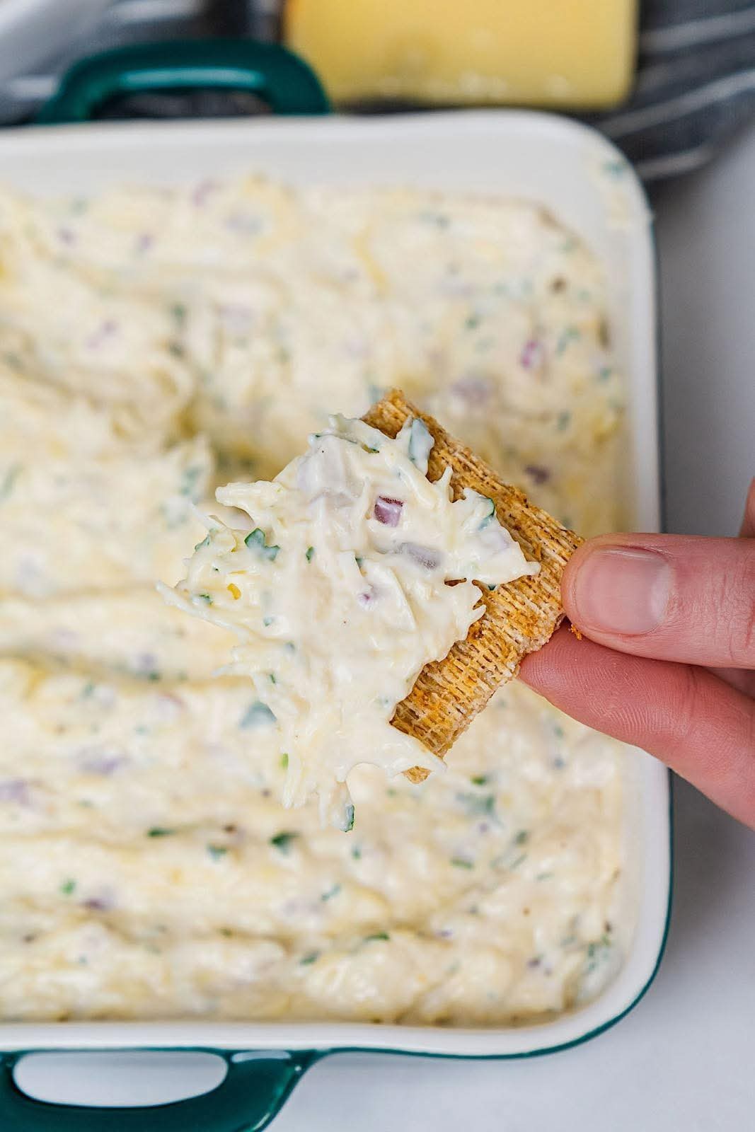 Jarlsberg Cheese Dip: The Ultimate Crowd-Pleasing Appetizer! 🧀✨