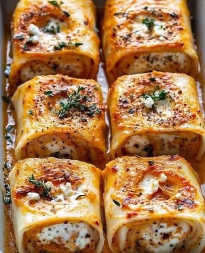 Cheesy Lasagna Roll-Ups